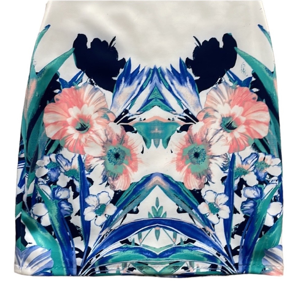 Sangria Ocean Colors Flower Print Dress - Picture 7 of 7
